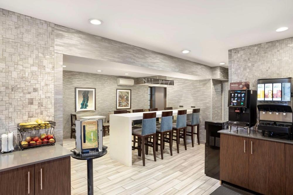 Best Western Plus Fairfield Hotel